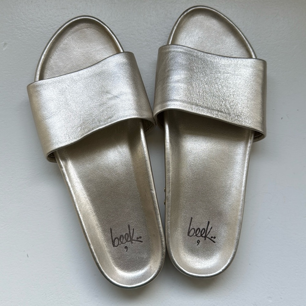Beek Gallito Leather Slide Sandal PLATINUM Metallic Gold Size 9 never worn